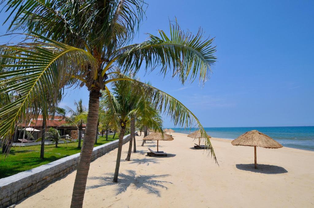 Lapochine Beach Resort Hue Buitenkant foto